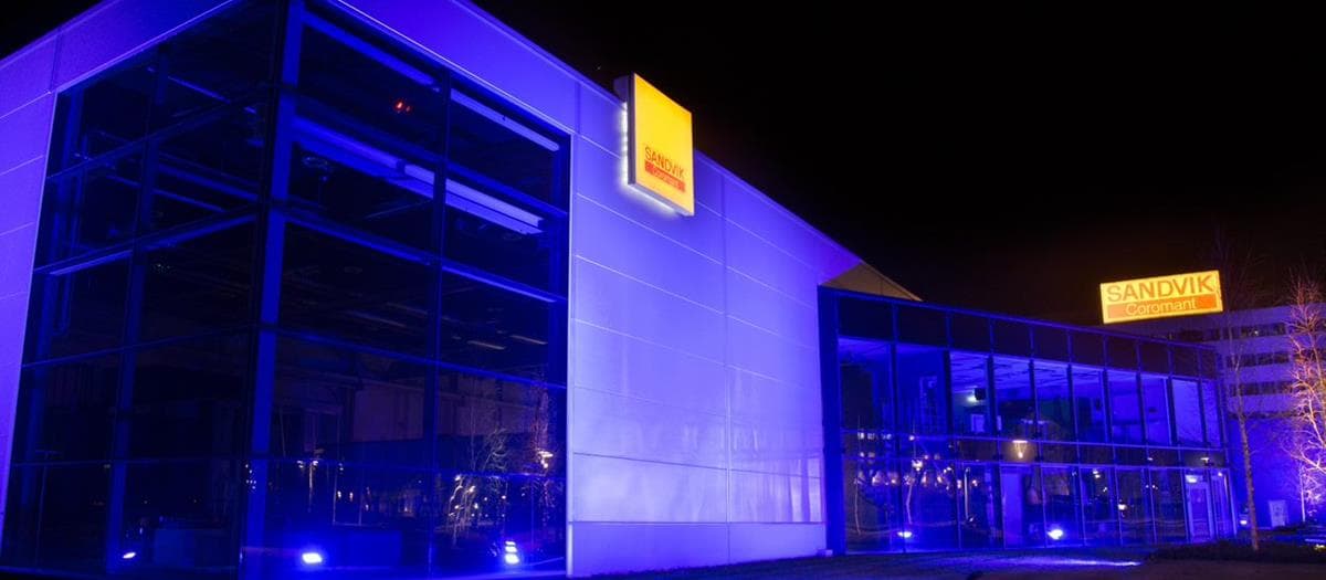 turning-sandvik-coromant-blue.jpg