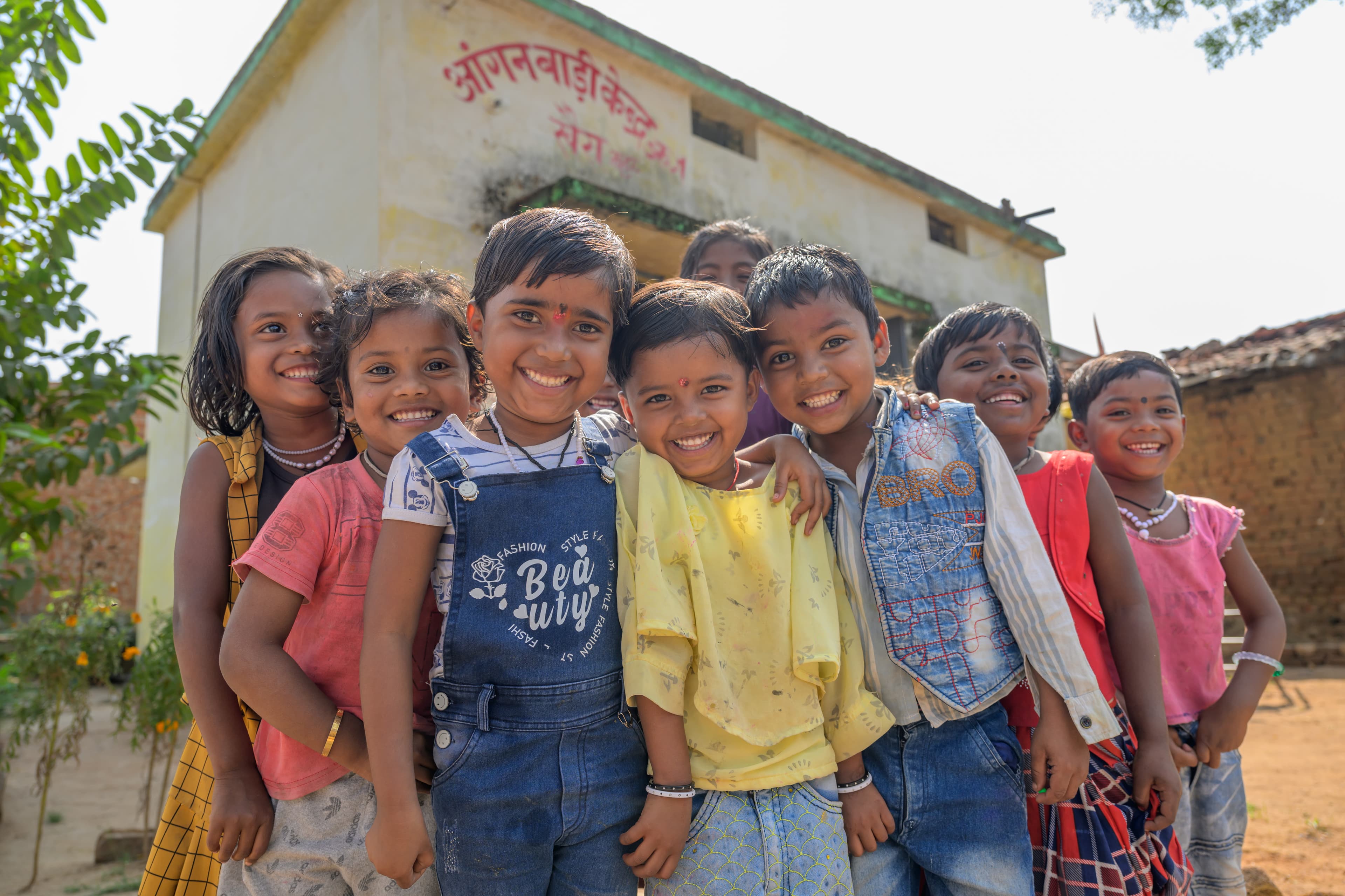 En grupp glada barn – Indien 2024